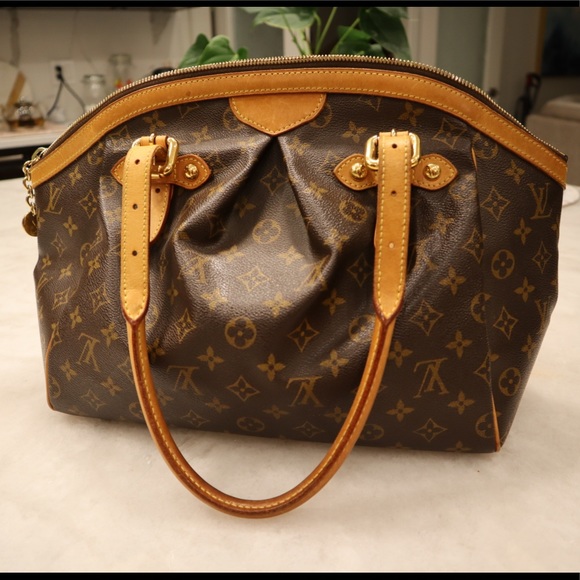 Louis Vuitton Tivoli GM Monogram Shoulder Bag - Picture 2 of 13